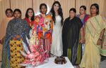 Sherlyn Chopras celebrates her birthday with the sex workers at Kamathipura, Mumbai on 11th Feb 2013 (2).JPG
